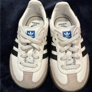 White kids Toddler Adidas Samba sneakers Size 5